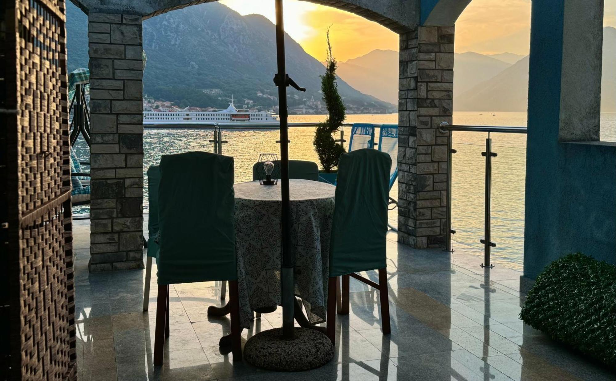 Aparthotel Maxim Kotor Zewnętrze zdjęcie